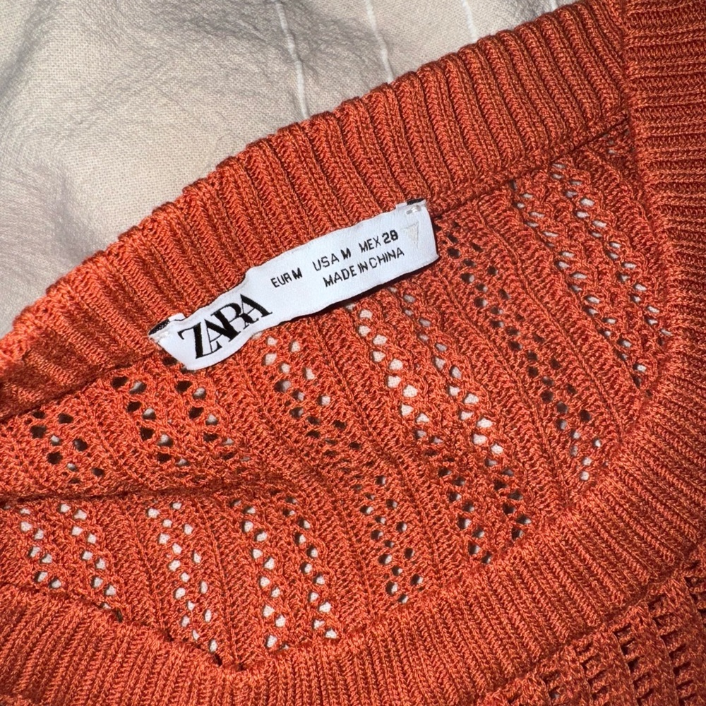Zara Women's Bundle (4) Tops